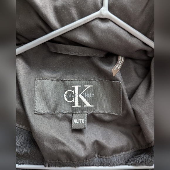 Calvin Klein winter jacket - Picture 4 of 5